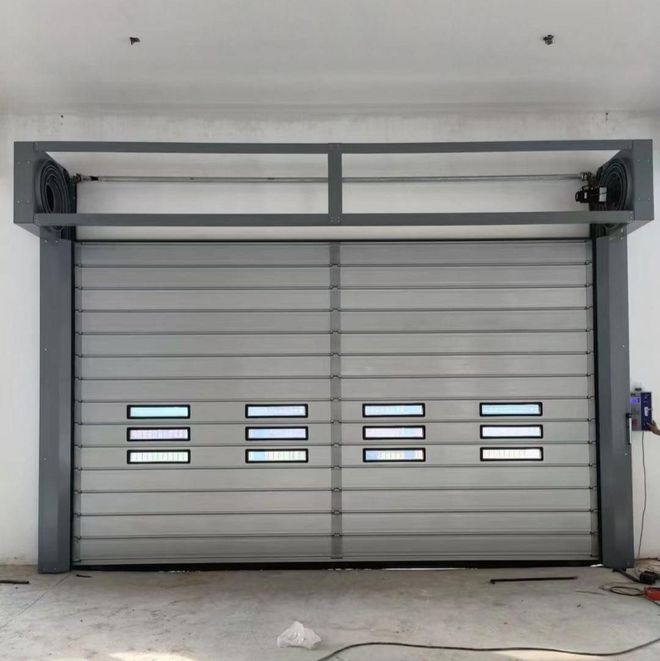 渦輪硬質快速門,鋁合金材質抗風大門